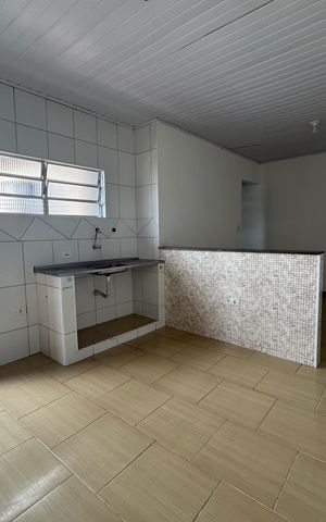 Casa para alugar com 80m², 2 quartos e sem vaga Casa para alugar com 80m², 2 quartos e sem vagaCozinha