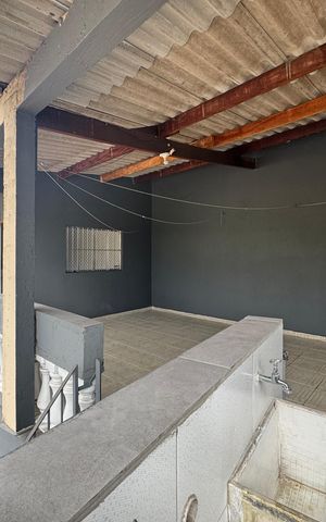 Casa para alugar com 80m², 2 quartos e sem vaga Casa para alugar com 80m², 2 quartos e sem vagaQuintal