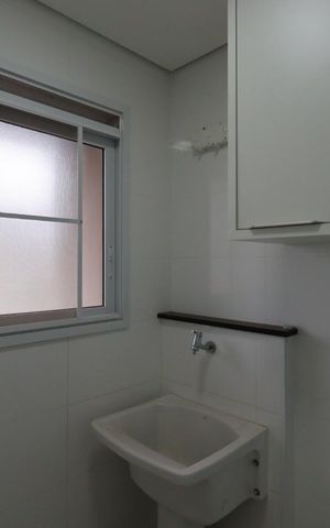 Apartamento para alugar com 80m², 2 quartos e 2 vagas Apartamento para alugar com 80m², 2 quartos e 2 vagasCozinha