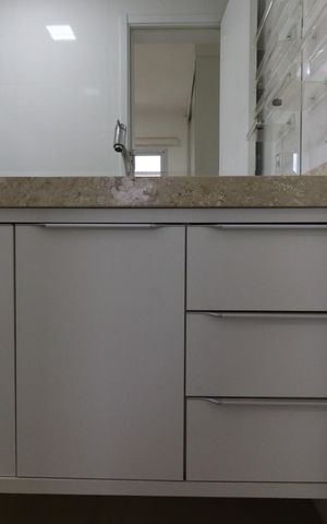 Apartamento para alugar com 80m², 2 quartos e 2 vagas Apartamento para alugar com 80m², 2 quartos e 2 vagasBanheiro da Suíte 2