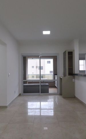 Apartamento para alugar com 80m², 2 quartos e 2 vagas Apartamento para alugar com 80m², 2 quartos e 2 vagasSala