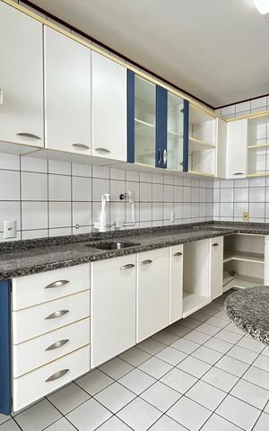 Apartamento para alugar com 89m², 3 quartos e 1 vagaCozinha 