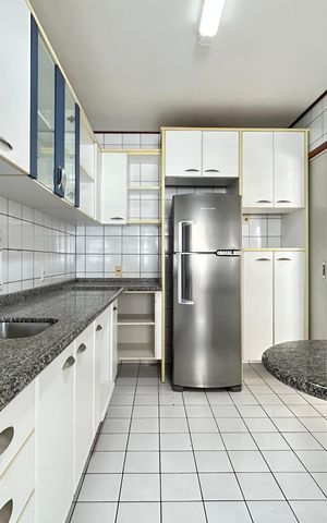 Apartamento para alugar com 89m², 3 quartos e 1 vagaCozinha 