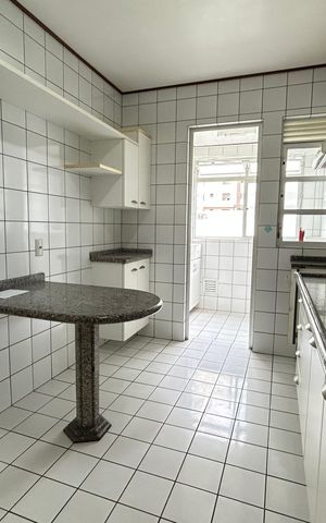 Apartamento para alugar com 89m², 3 quartos e 1 vagaCozinha 