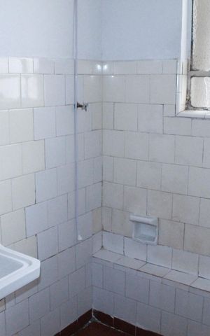 Apartamento para alugar com 80m², 1 quarto e sem vagaBanheiro