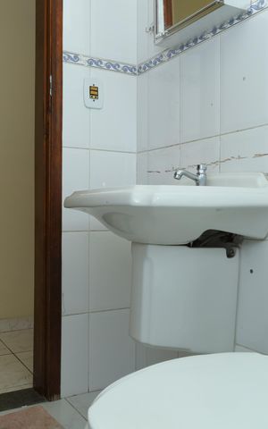 Casa para alugar com 111m², 3 quartos e 2 vagasBanheiro 2