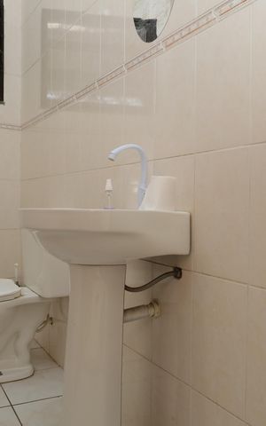 Casa para alugar com 111m², 3 quartos e 2 vagasBanheiro 3