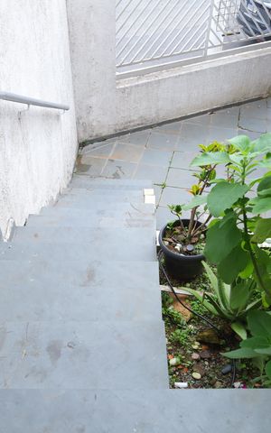 Casa para alugar com 111m², 3 quartos e 2 vagasFachada interna