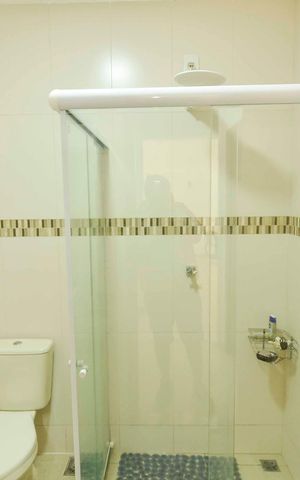Casa à venda com 321m², 7 quartos e 3 vagas Casa à venda com 321m², 7 quartos e 3 vagasBanheiro de Serviço