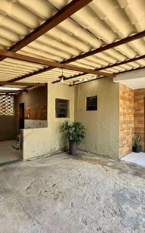 Casa à venda com 140m², 4 quartos e 5 vagas Casa à venda com 140m², 4 quartos e 5 vagasCozinha e Área de Serviço
