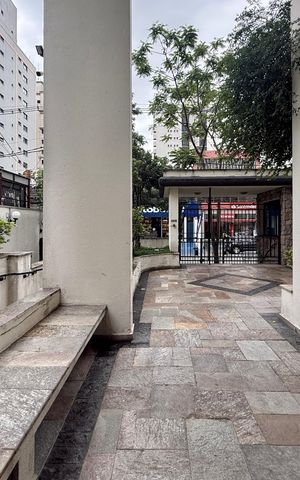Apartamento para alugar com 98m², 2 quartos e 1 vaga Apartamento para alugar com 98m², 2 quartos e 1 vagaEntrada