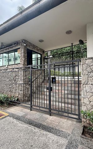 Apartamento para alugar com 98m², 2 quartos e 1 vaga Apartamento para alugar com 98m², 2 quartos e 1 vagaFachada