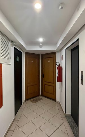 Apartamento para alugar com 98m², 2 quartos e 1 vaga Apartamento para alugar com 98m², 2 quartos e 1 vagaHall Apartamento