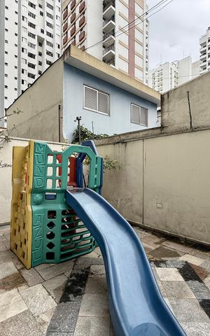 Apartamento para alugar com 98m², 2 quartos e 1 vaga Apartamento para alugar com 98m², 2 quartos e 1 vagaPlayground