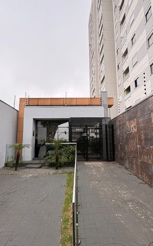 Apartamento para alugar com 43m², 2 quartos e sem vaga Apartamento para alugar com 43m², 2 quartos e sem vagaFachada