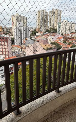 Apartamento à venda com 67m², 2 quartos e 1 vaga Apartamento à venda com 67m², 2 quartos e 1 vagaVaranda