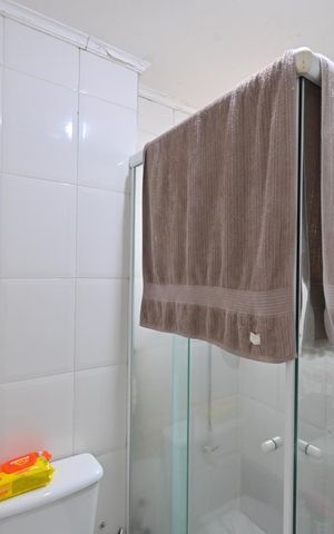 Apartamento à venda com 82m², 3 quartos e 2 vagas Apartamento à venda com 82m², 3 quartos e 2 vagasBanheiro da suíte