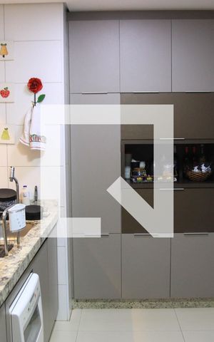 Apartamento à venda com 121m², 3 quartos e 2 vagasCozinha e Área de Serviço