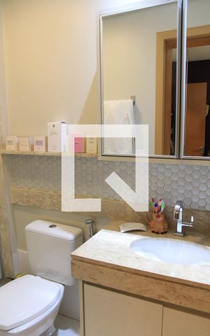 Apartamento à venda com 121m², 3 quartos e 2 vagasBanheiro da Suíte 1