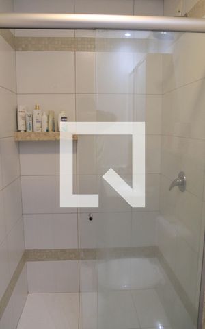 Apartamento à venda com 121m², 3 quartos e 2 vagasBanheiro da Suíte 1
