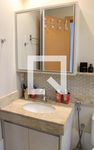 Apartamento à venda com 121m², 3 quartos e 2 vagasBanheiro da Suíte 3