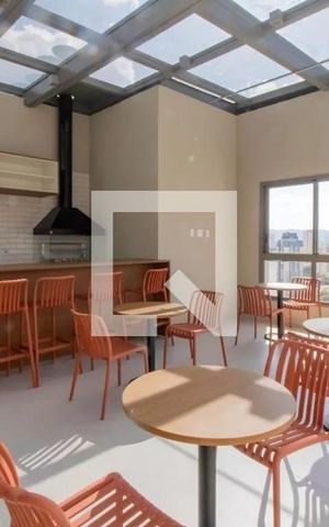 Studio à venda com 29m², 1 quarto e 1 vaga Studio à venda com 29m², 1 quarto e 1 vagaÁrea comum - Salão de festas