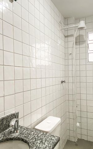 Apartamento para alugar com 50m², 2 quartos e sem vaga Apartamento para alugar com 50m², 2 quartos e sem vagaBanheiro