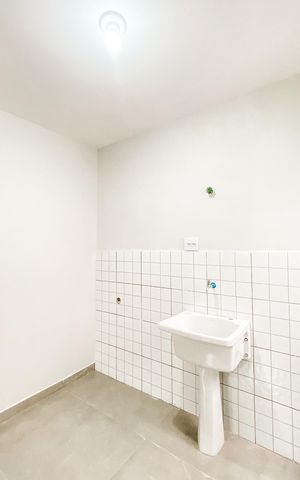 Apartamento para alugar com 50m², 2 quartos e sem vaga Apartamento para alugar com 50m², 2 quartos e sem vagaÁrea de Serviço
