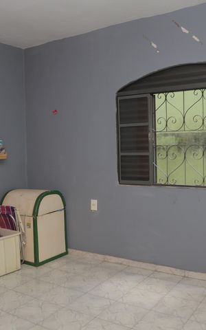Casa à venda com 500m², 3 quartos e 3 vagas Casa à venda com 500m², 3 quartos e 3 vagasQuarto