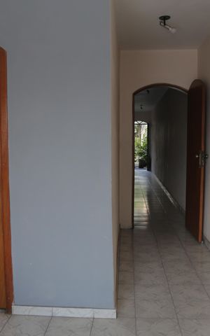 Casa à venda com 500m², 3 quartos e 3 vagas Casa à venda com 500m², 3 quartos e 3 vagasSuíte
