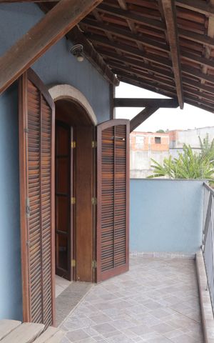 Casa à venda com 500m², 3 quartos e 3 vagas Casa à venda com 500m², 3 quartos e 3 vagasÁrea externa