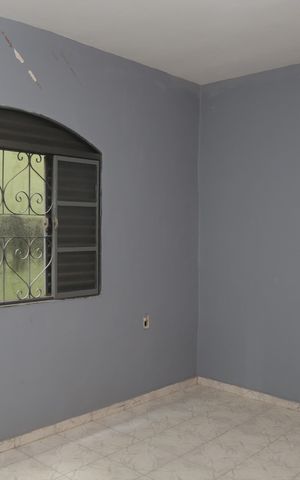 Casa à venda com 500m², 3 quartos e 3 vagas Casa à venda com 500m², 3 quartos e 3 vagasQuarto