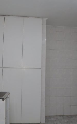 Casa à venda com 500m², 3 quartos e 3 vagas Casa à venda com 500m², 3 quartos e 3 vagasÁrea de Serviço