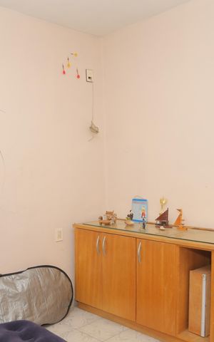 Casa à venda com 500m², 3 quartos e 3 vagas Casa à venda com 500m², 3 quartos e 3 vagasQuarto 2