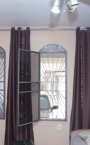 Casa à venda com 500m², 3 quartos e 3 vagas Casa à venda com 500m², 3 quartos e 3 vagasSala