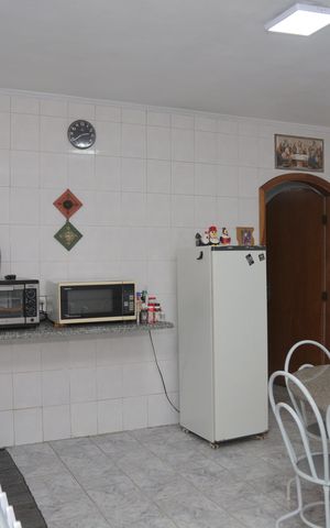 Casa à venda com 500m², 3 quartos e 3 vagas Casa à venda com 500m², 3 quartos e 3 vagasCozinha