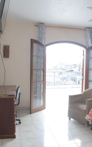 Casa à venda com 500m², 3 quartos e 3 vagas Casa à venda com 500m², 3 quartos e 3 vagasSuíte
