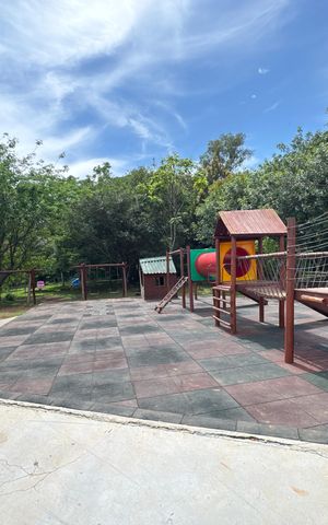 Casa de condomínio para alugar com 86m², 3 quartos e 2 vagas Casa de condomínio para alugar com 86m², 3 quartos e 2 vagasÁrea comum - Playground