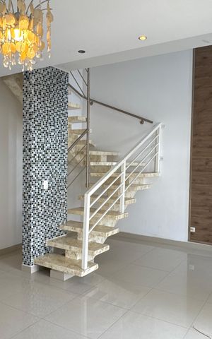 Casa de condomínio para alugar com 86m², 3 quartos e 2 vagas Casa de condomínio para alugar com 86m², 3 quartos e 2 vagasSala