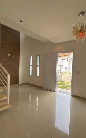 Casa de condomínio para alugar com 86m², 3 quartos e 2 vagas Casa de condomínio para alugar com 86m², 3 quartos e 2 vagasSala