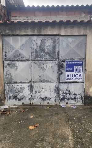 Casa para alugar com 100m², 2 quartos e 1 vaga Casa para alugar com 100m², 2 quartos e 1 vagaFachada