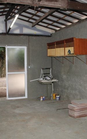 Casa de condomínio para alugar com 280m², 3 quartos e 4 vagasDepósito