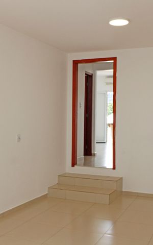 Casa de condomínio para alugar com 280m², 3 quartos e 4 vagasCozinha