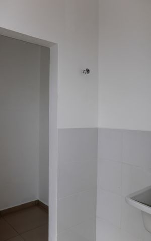Casa de condomínio para alugar com 280m², 3 quartos e 4 vagasÁrea de Serviço