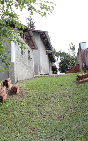 Casa de condomínio para alugar com 280m², 3 quartos e 4 vagasÁrea externa