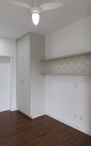 Apartamento para alugar com 241m², 4 quartos e 4 vagas Apartamento para alugar com 241m², 4 quartos e 4 vagasSuíte 3