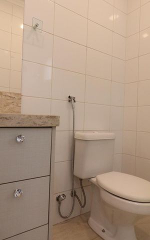 Apartamento para alugar com 241m², 4 quartos e 4 vagas Apartamento para alugar com 241m², 4 quartos e 4 vagasBanheiro da Suíte 1