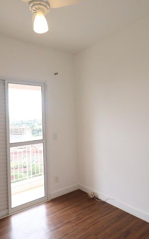 Apartamento para alugar com 241m², 4 quartos e 4 vagas Apartamento para alugar com 241m², 4 quartos e 4 vagasQuarto