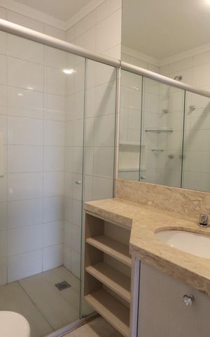 Apartamento para alugar com 241m², 4 quartos e 4 vagas Apartamento para alugar com 241m², 4 quartos e 4 vagasB
