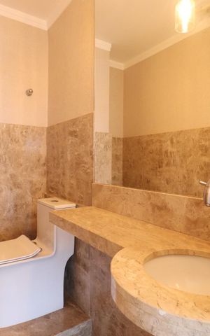 Apartamento para alugar com 241m², 4 quartos e 4 vagas Apartamento para alugar com 241m², 4 quartos e 4 vagasLavabo